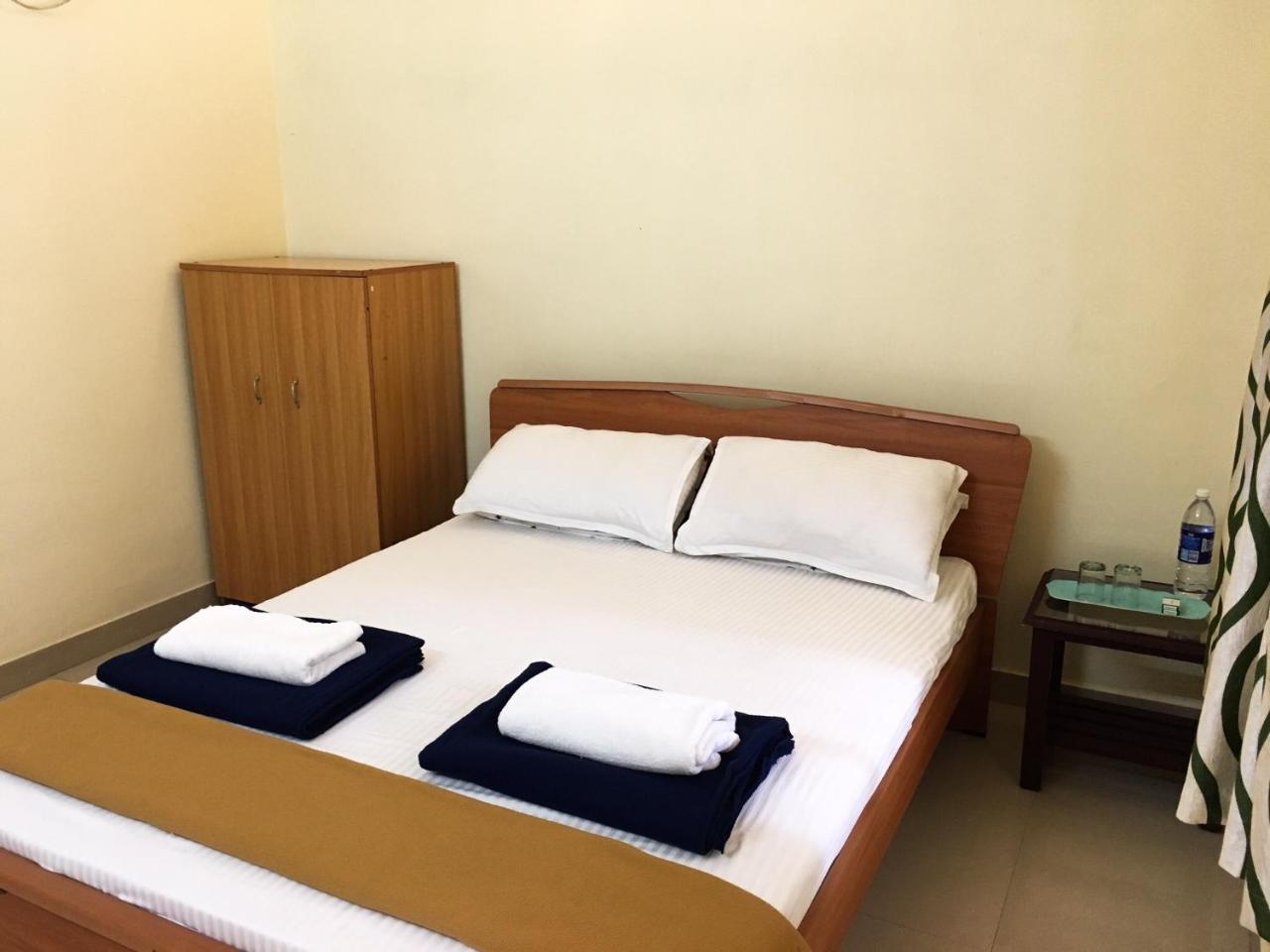 Palm Grove Service Villa Kochi Exterior photo